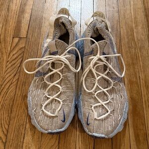 Nike Space Hippie 04 Size 10